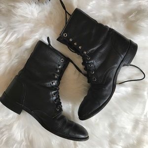 Justin Leather Boots, Size 7.5